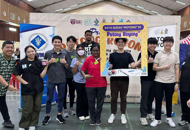 Volunteers at Potong Royong Program
